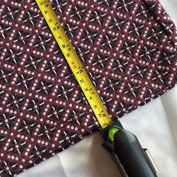 Nwt Loft Skirt, size 12P - Picture 6 of 7